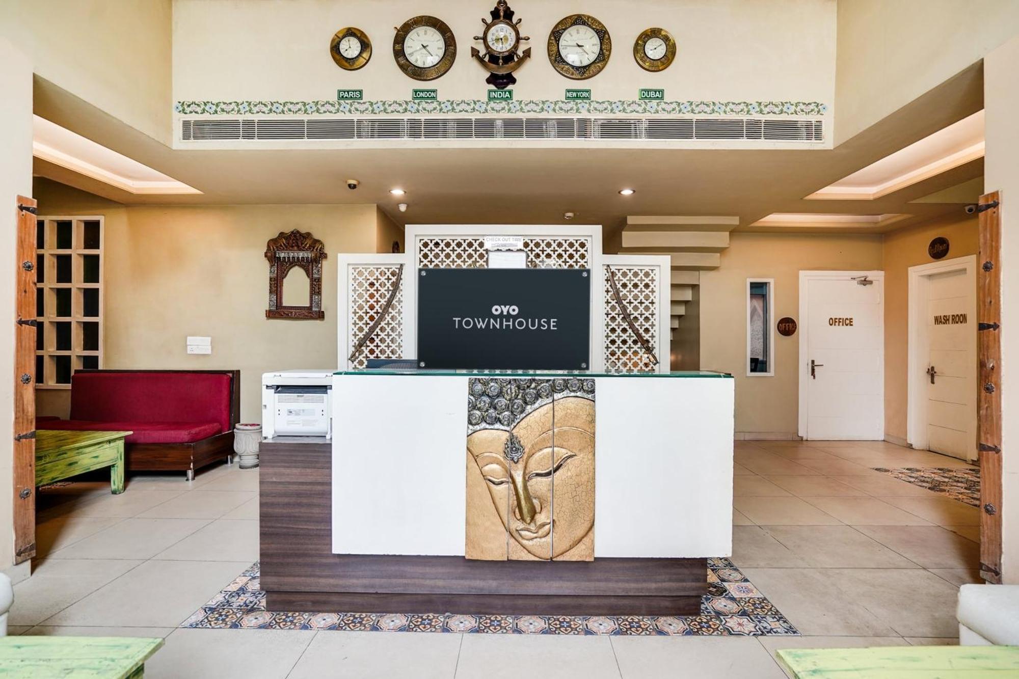 Super Townhouse Mansarovar Near Metro Station Jaipur Exterior foto